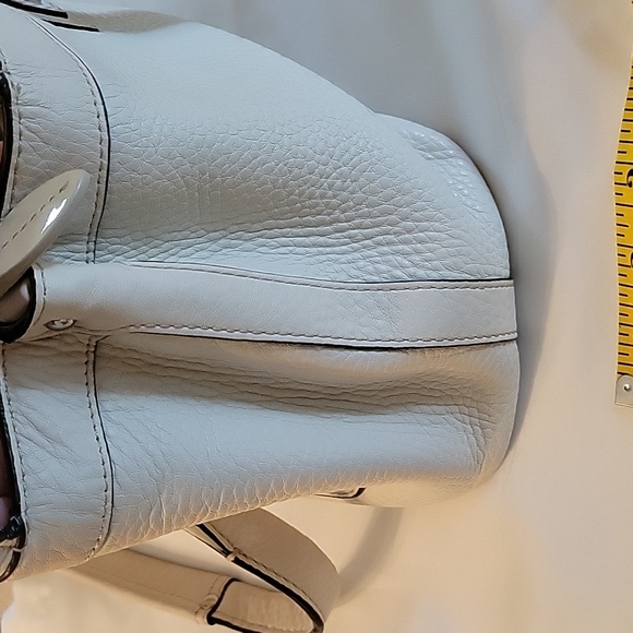 Authentic Coach handbag - Picture 8 of 14